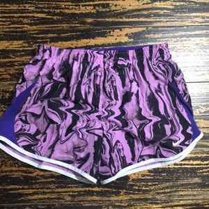 Girls •NIKE• DriFit shorts